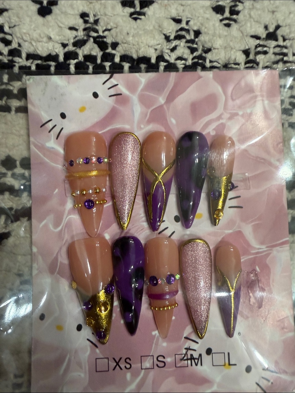Press-On Stiletto Nail Set — Purple & Nude with Gold Accents